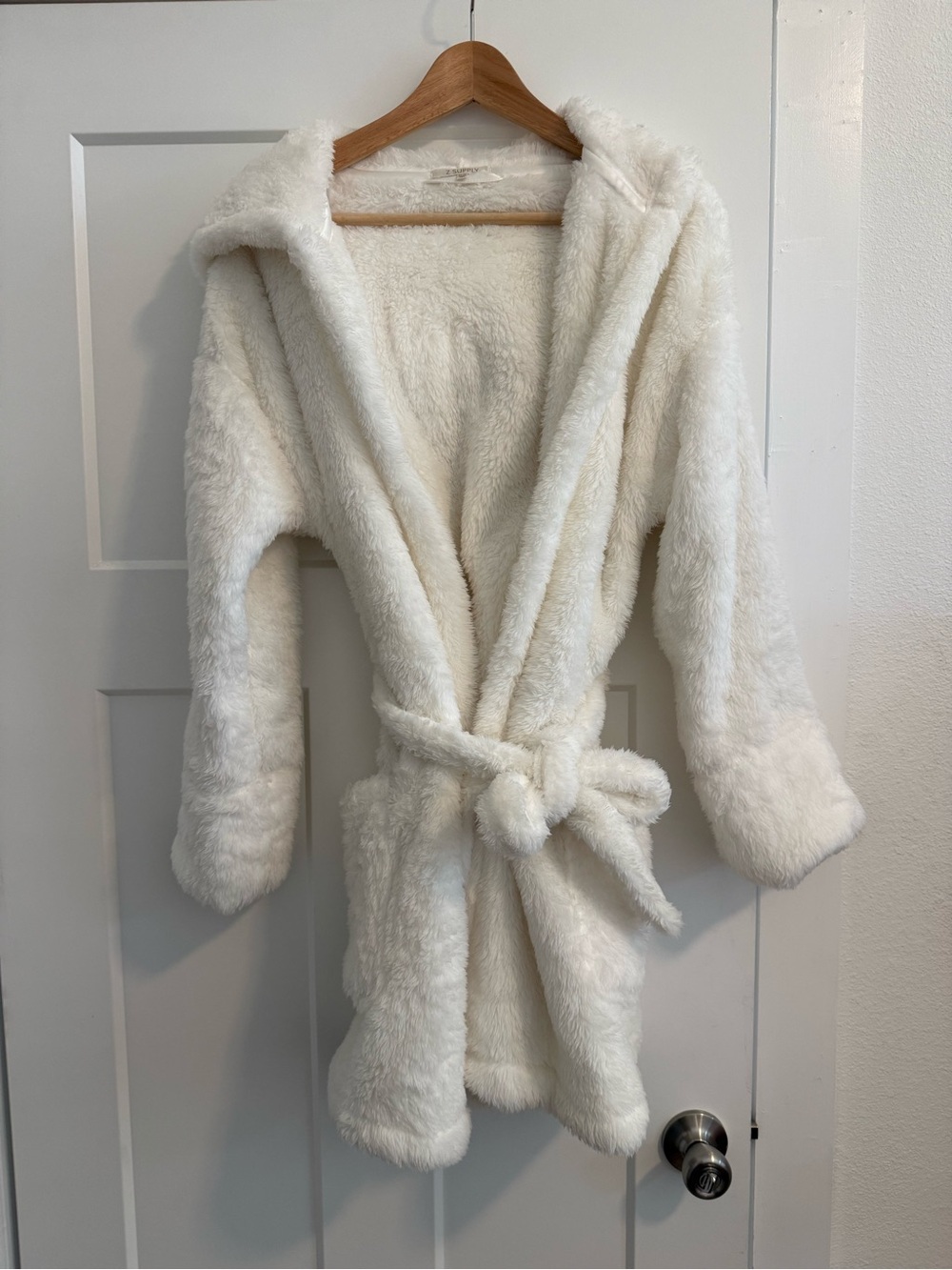 Z Supply Plush Hooded Robe in Ivory